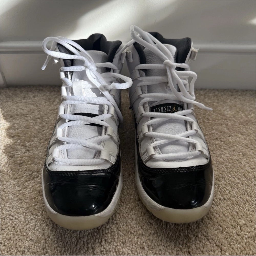 Jordan Air Jordan 11 Retro Concord White Black Unisex Kids 3Y